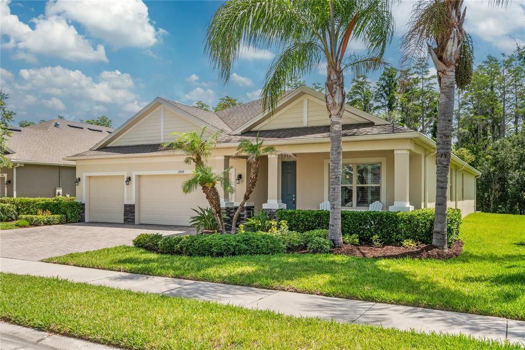 En Venta: $774,900 (4 camas, 3 baños, 2814 Pies cuadrados)