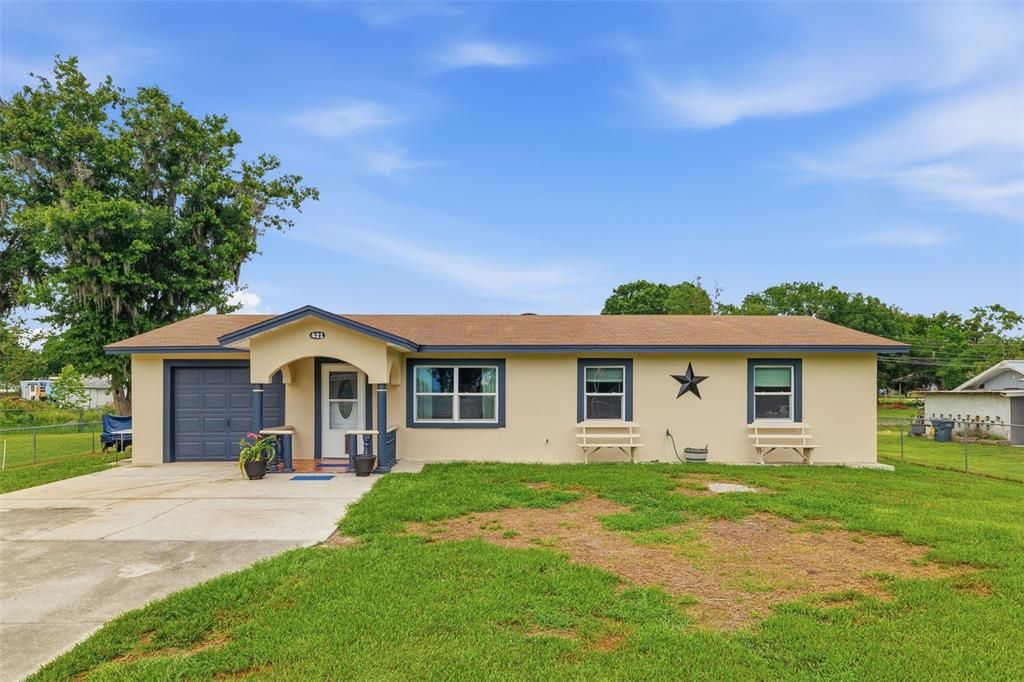 For Sale: $319,000 (3 beds, 2 baths, 1522 Square Feet)