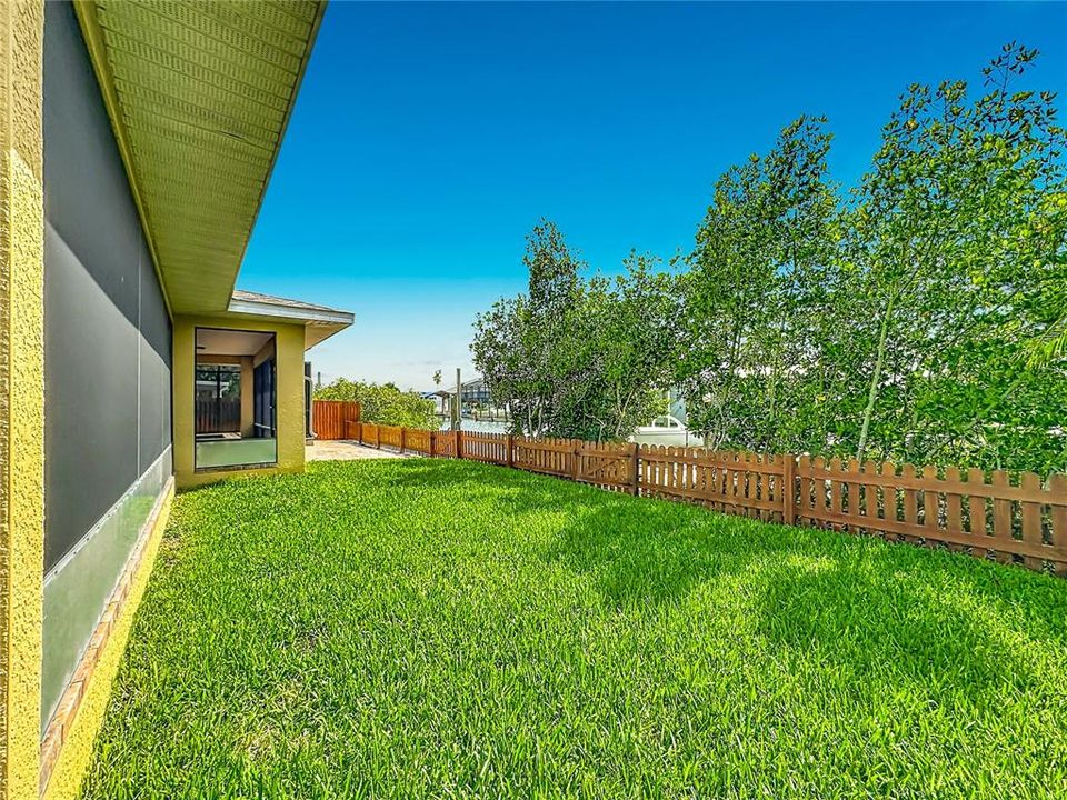 En Venta: $925,000 (4 camas, 3 baños, 2989 Pies cuadrados)