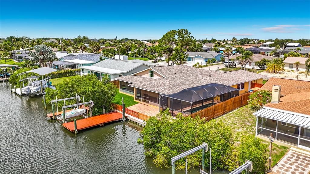 En Venta: $925,000 (4 camas, 3 baños, 2989 Pies cuadrados)