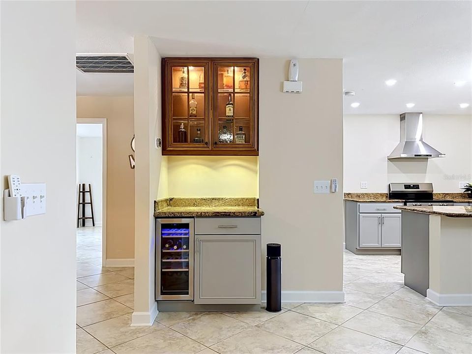En Venta: $925,000 (4 camas, 3 baños, 2989 Pies cuadrados)