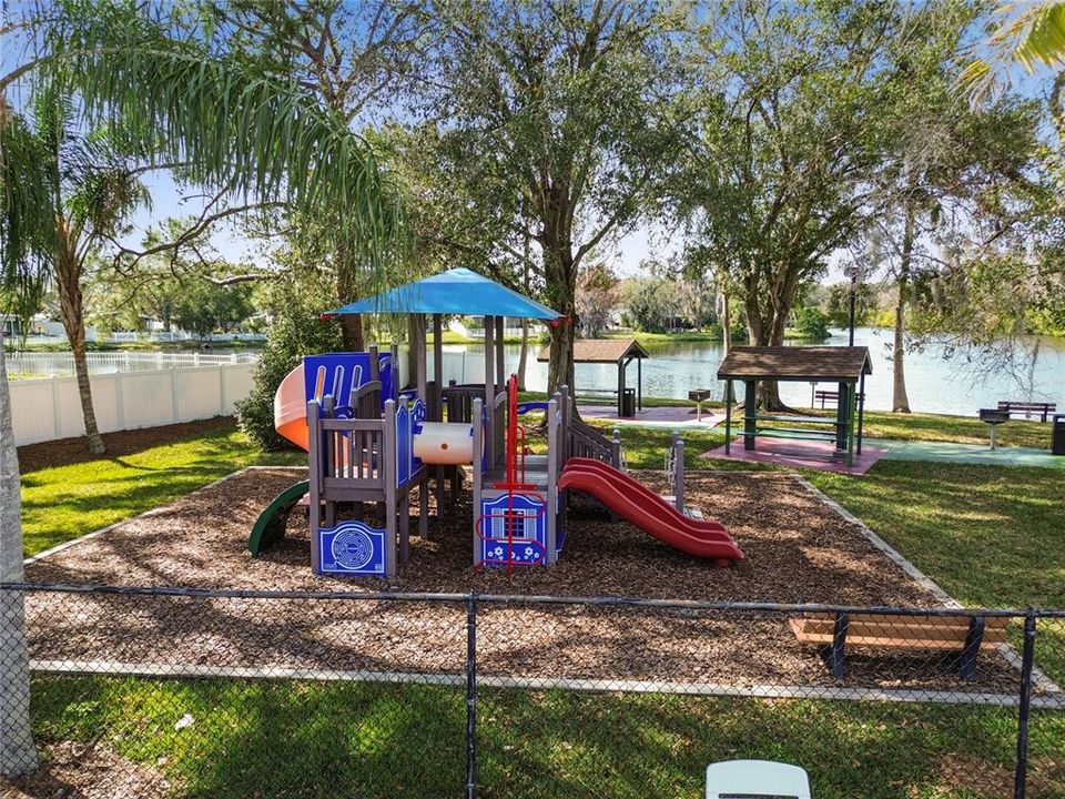 En Venta: $135,000 (2 camas, 2 baños, 915 Pies cuadrados)