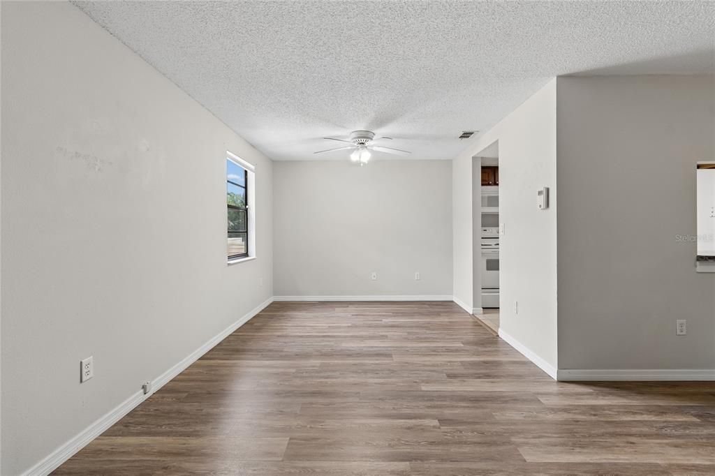 En Venta: $135,000 (2 camas, 2 baños, 915 Pies cuadrados)