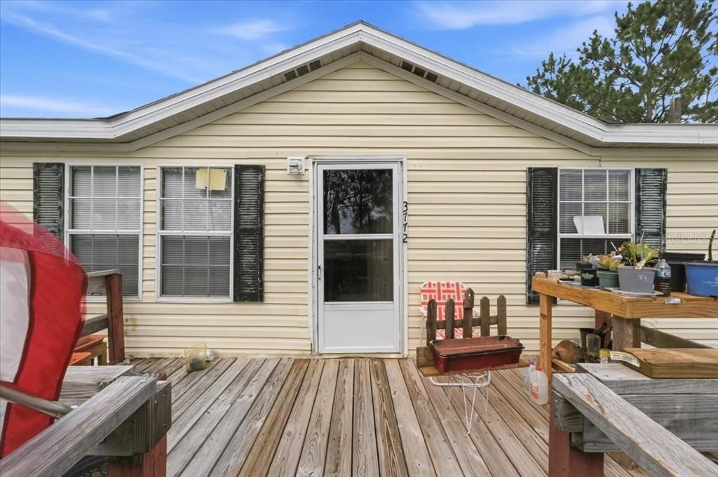 For Sale: $194,500 (3 beds, 2 baths, 1296 Square Feet)