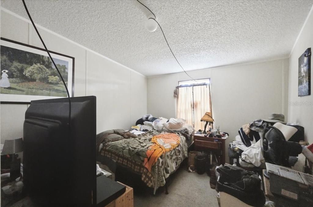 For Sale: $194,500 (3 beds, 2 baths, 1296 Square Feet)