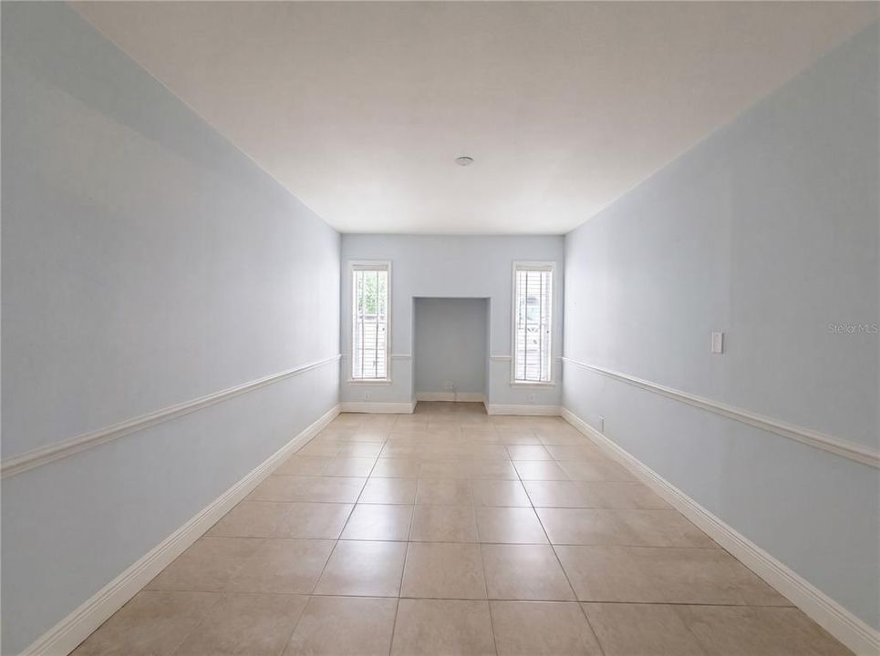 For Sale: $275,000 (3 beds, 2 baths, 1609 Square Feet)