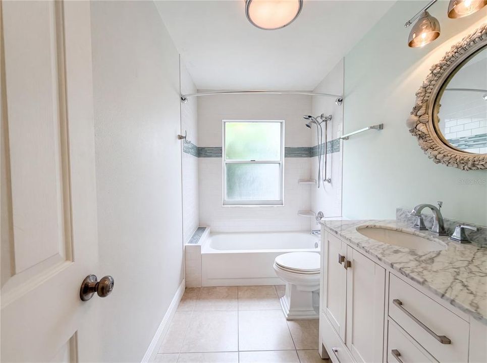 For Sale: $275,000 (3 beds, 2 baths, 1609 Square Feet)