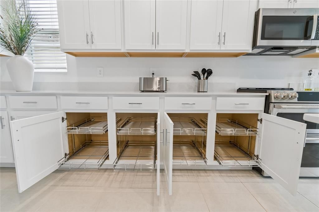 En Venta: $519,500 (4 camas, 3 baños, 2536 Pies cuadrados)