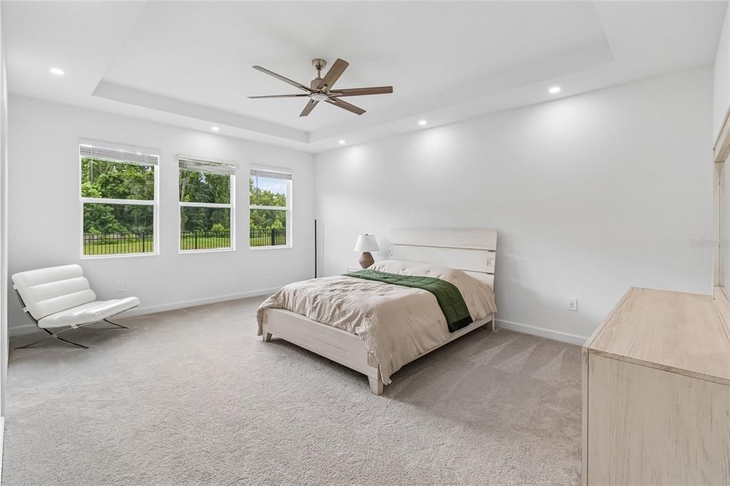 En Venta: $519,500 (4 camas, 3 baños, 2536 Pies cuadrados)
