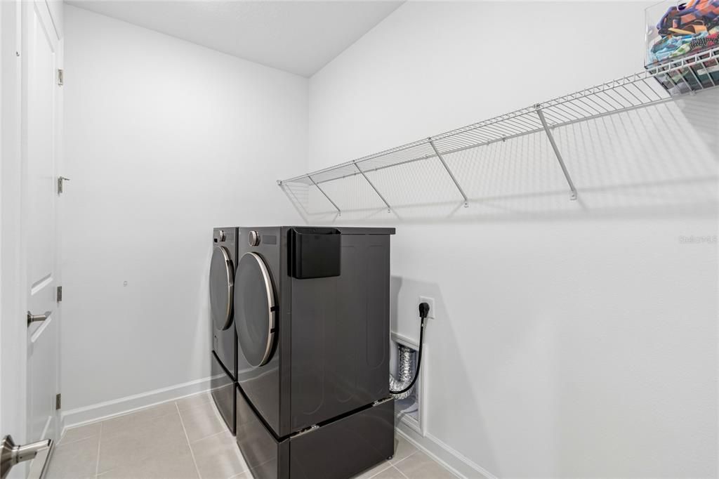 En Venta: $519,500 (4 camas, 3 baños, 2536 Pies cuadrados)
