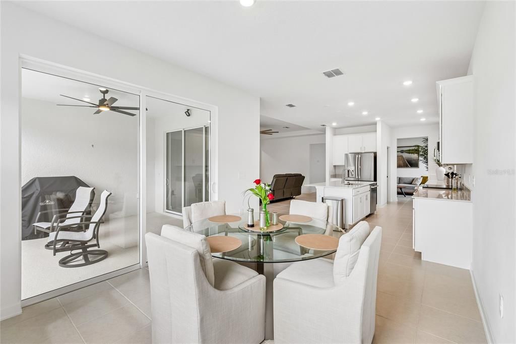 En Venta: $519,500 (4 camas, 3 baños, 2536 Pies cuadrados)