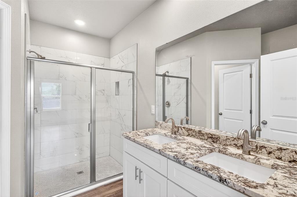 For Sale: $434,999 (4 beds, 3 baths, 2142 Square Feet)