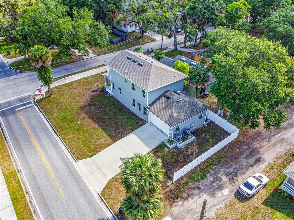 For Sale: $434,999 (4 beds, 3 baths, 2142 Square Feet)