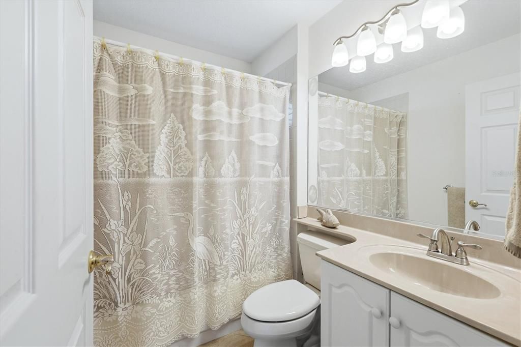 For Sale: $349,000 (3 beds, 2 baths, 1900 Square Feet)
