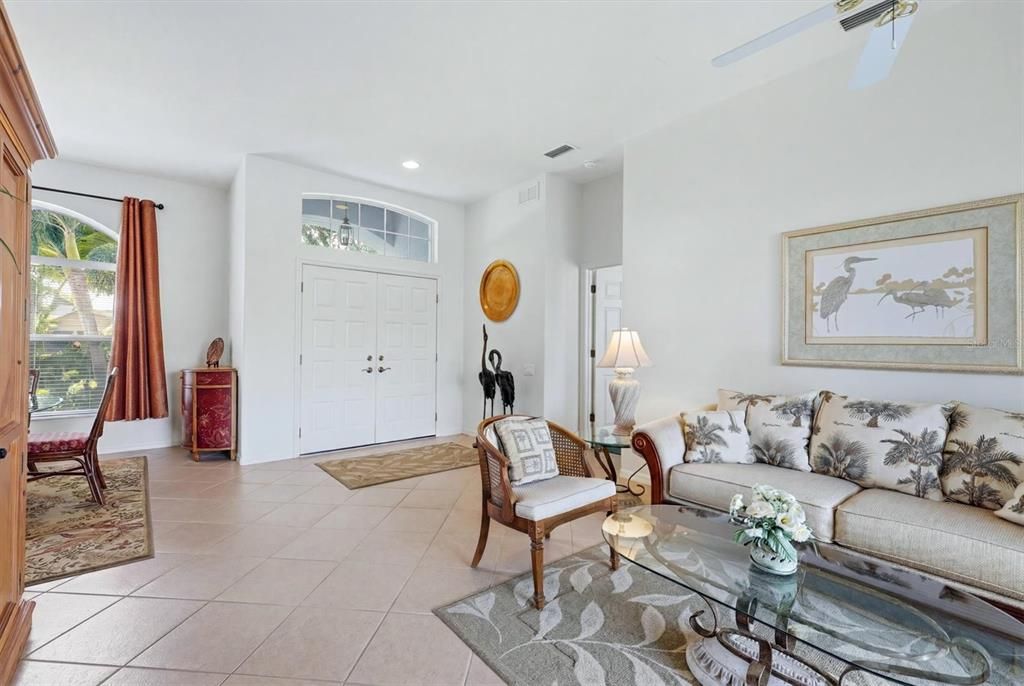 For Sale: $349,000 (3 beds, 2 baths, 1900 Square Feet)