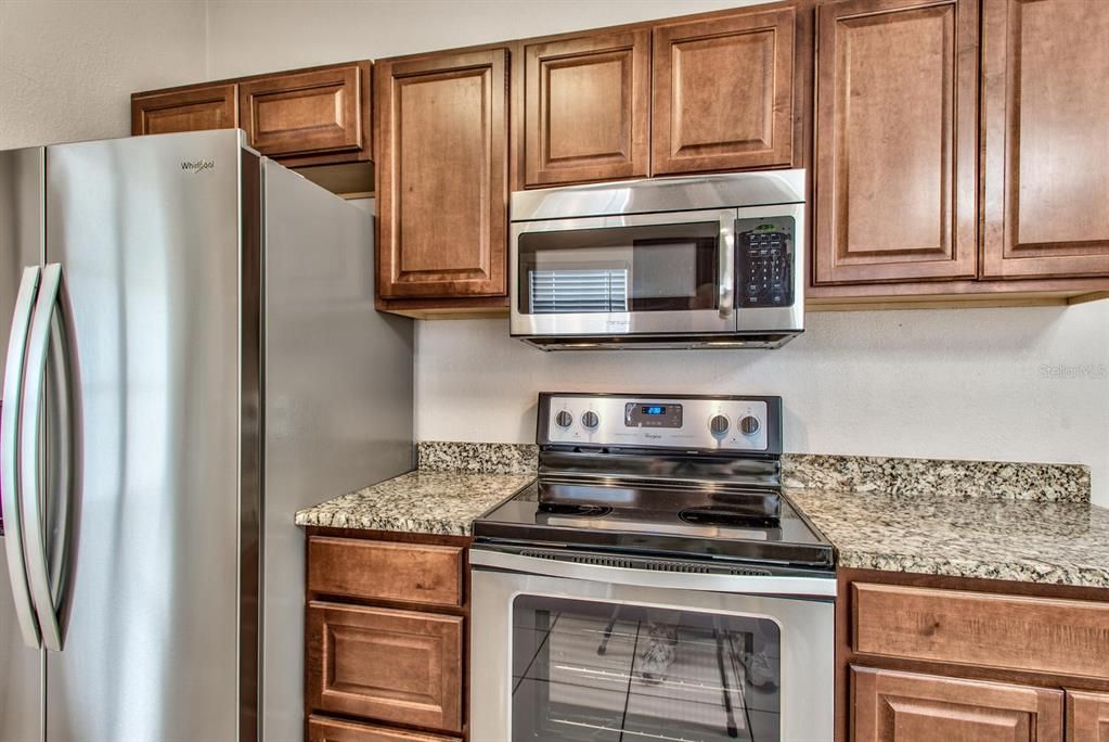 For Rent: $2,700 (3 beds, 2 baths, 1120 Square Feet)
