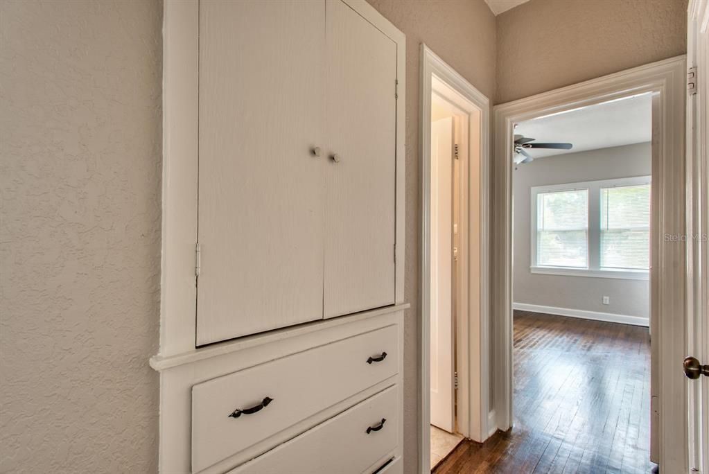 For Rent: $2,700 (3 beds, 2 baths, 1120 Square Feet)