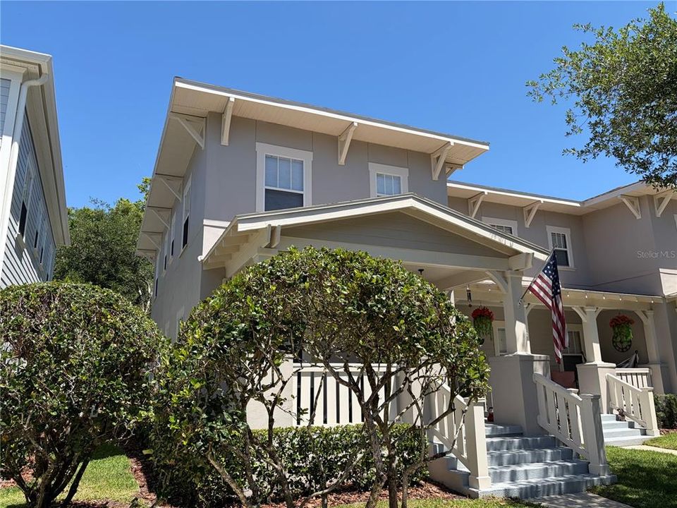 Recently Sold: $400,000 (2 beds, 2 baths, 1440 Square Feet)
