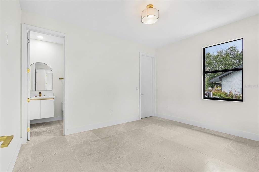 For Sale: $499,000 (4 beds, 3 baths, 2327 Square Feet)