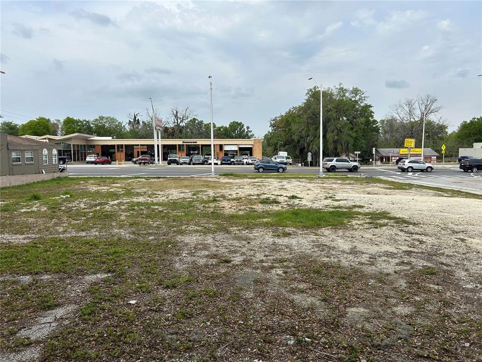 For Sale: $690,000 (0.60 acres)