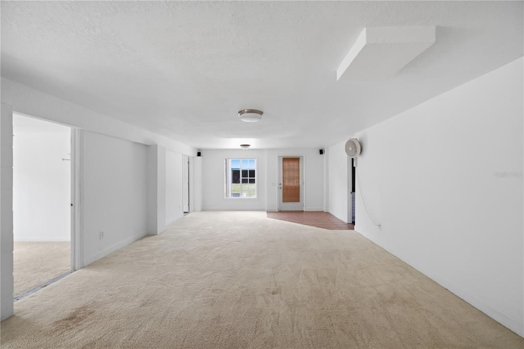 En Venta: $875,000 (4 camas, 3 baños, 3626 Pies cuadrados)
