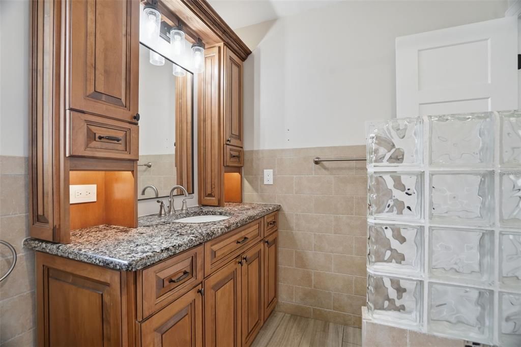 En Renta: $2,500 (2 camas, 1 baños, 890 Pies cuadrados)