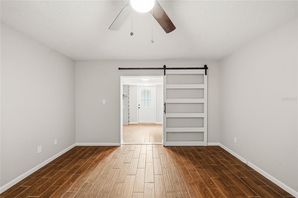 На продажу: $474,900 (3 спален, 2 ванн, 1873 Квадратных фут)