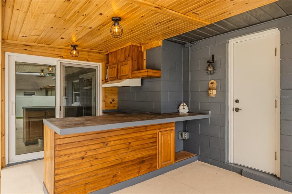 На продажу: $474,900 (3 спален, 2 ванн, 1873 Квадратных фут)