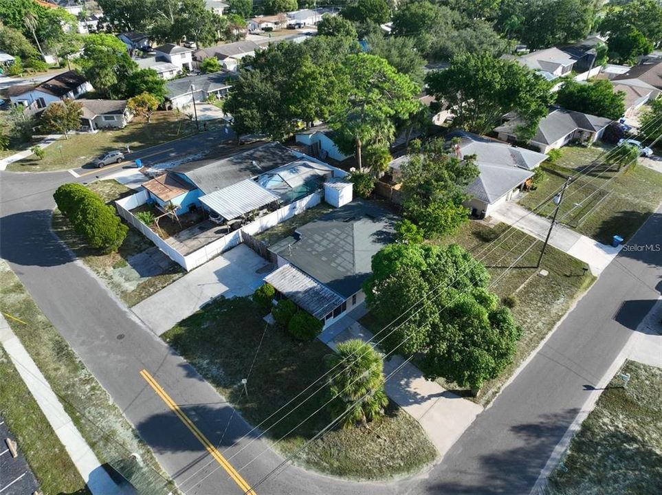 For Rent: $1,800 (3 beds, 2 baths, 1100 Square Feet)