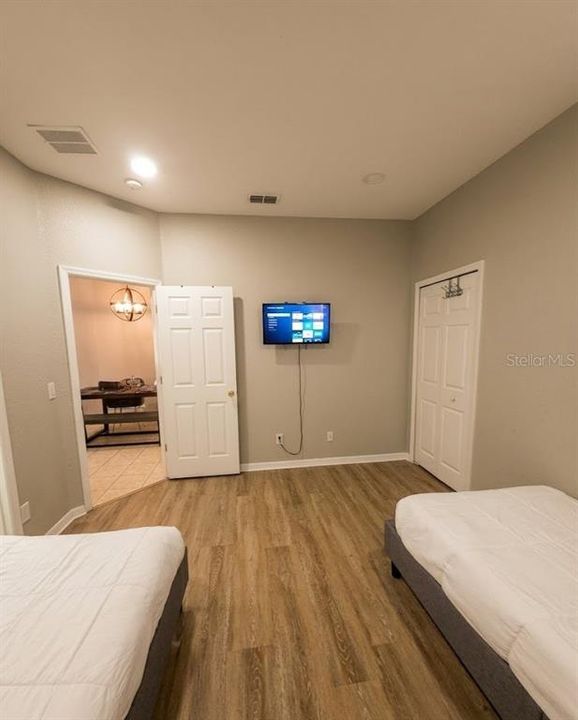 For Rent: $2,600 (4 beds, 3 baths, 1658 Square Feet)