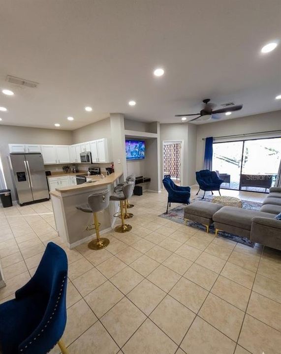 For Rent: $2,600 (4 beds, 3 baths, 1658 Square Feet)