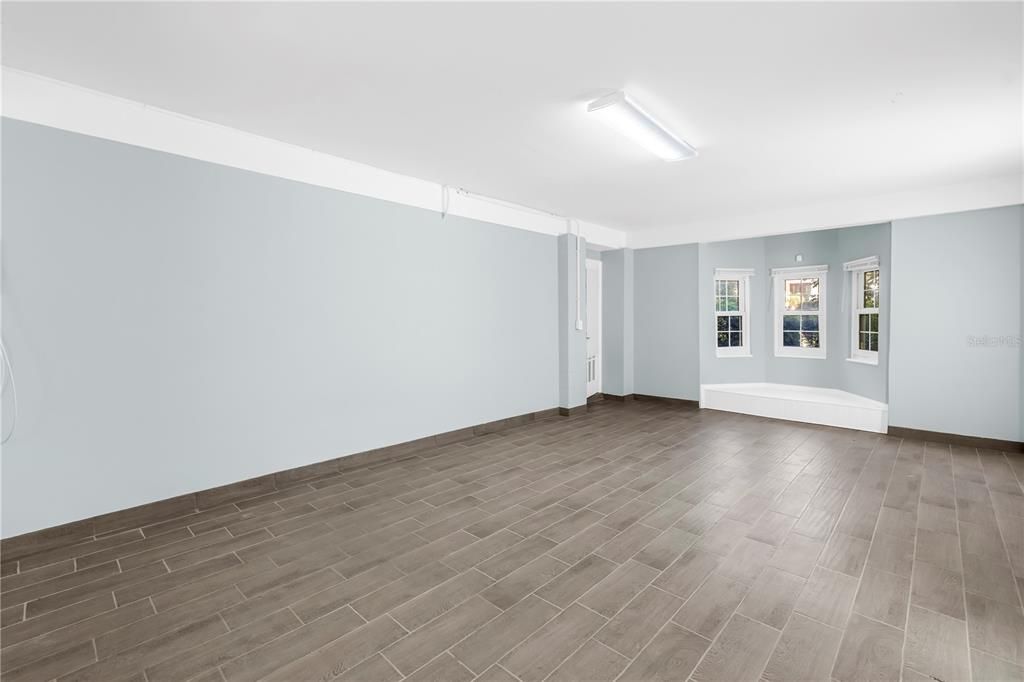 For Rent: $7,500 (4 beds, 4 baths, 4456 Square Feet)