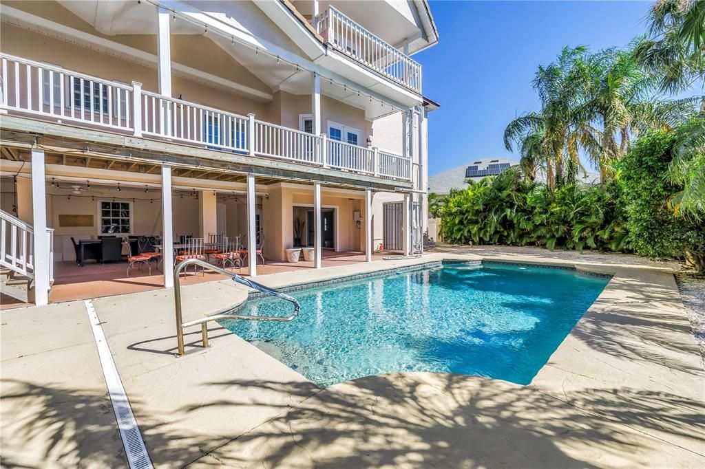 For Rent: $7,500 (4 beds, 4 baths, 4456 Square Feet)