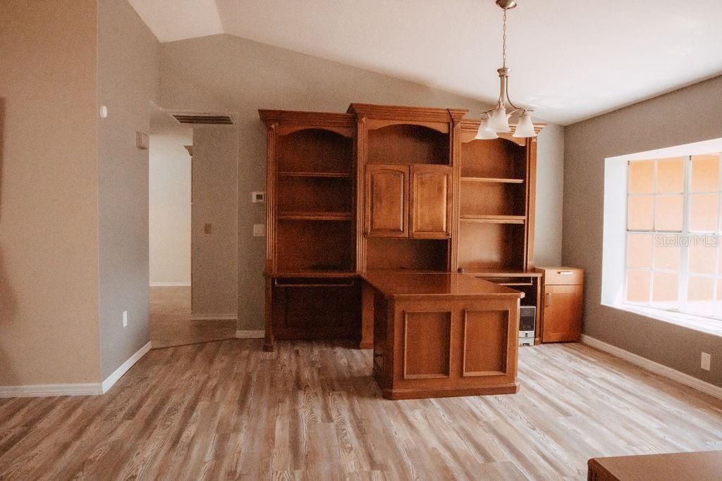 En Venta: $345,000 (3 camas, 2 baños, 1880 Pies cuadrados)
