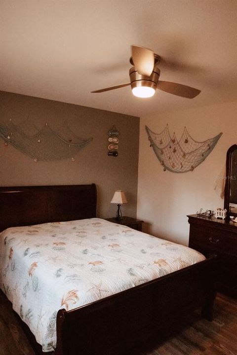 En Venta: $345,000 (3 camas, 2 baños, 1880 Pies cuadrados)