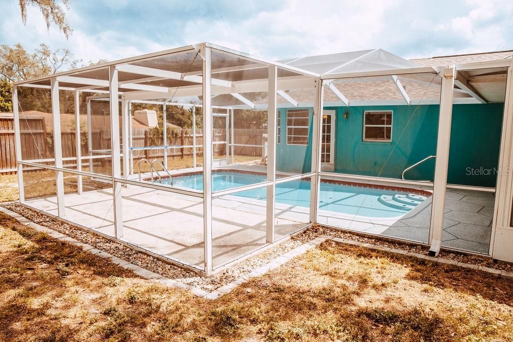 En Venta: $345,000 (3 camas, 2 baños, 1880 Pies cuadrados)