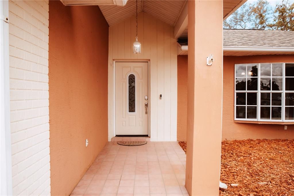 En Venta: $345,000 (3 camas, 2 baños, 1880 Pies cuadrados)