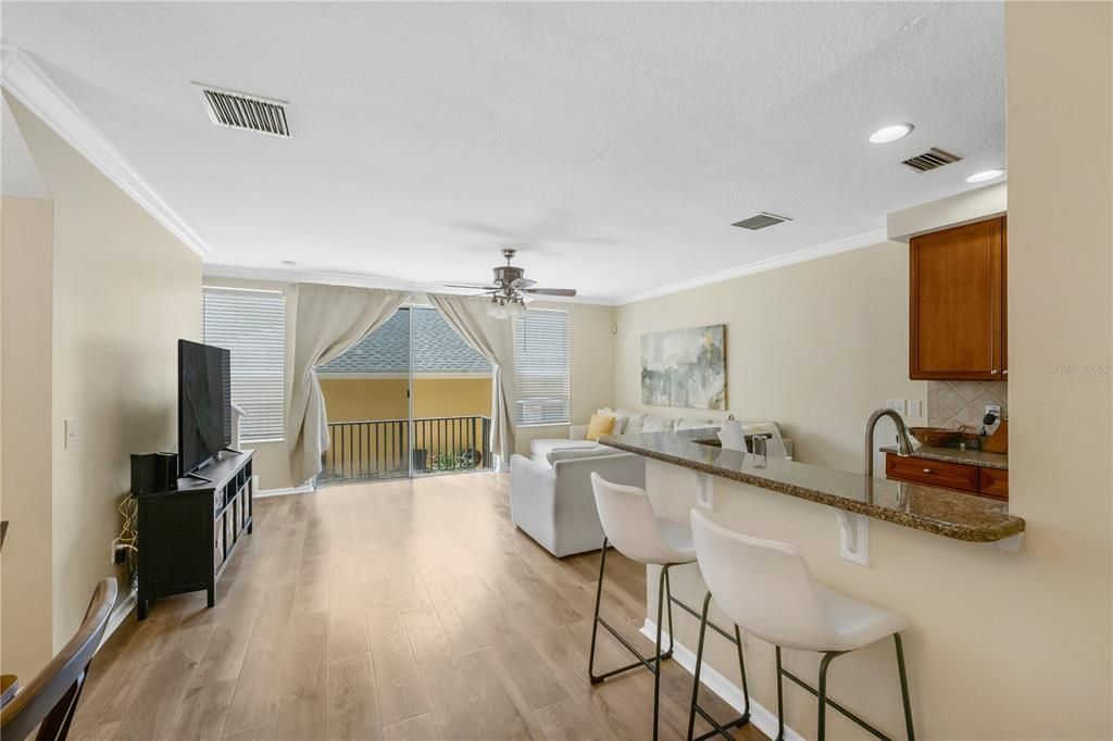 На продажу: $389,000 (3 спален, 2 ванн, 1537 Квадратных фут)