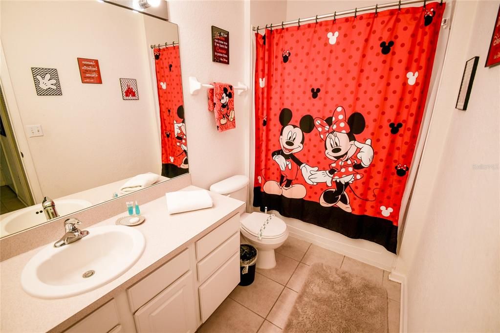 En Venta: $275,000 (2 camas, 2 baños, 1081 Pies cuadrados)