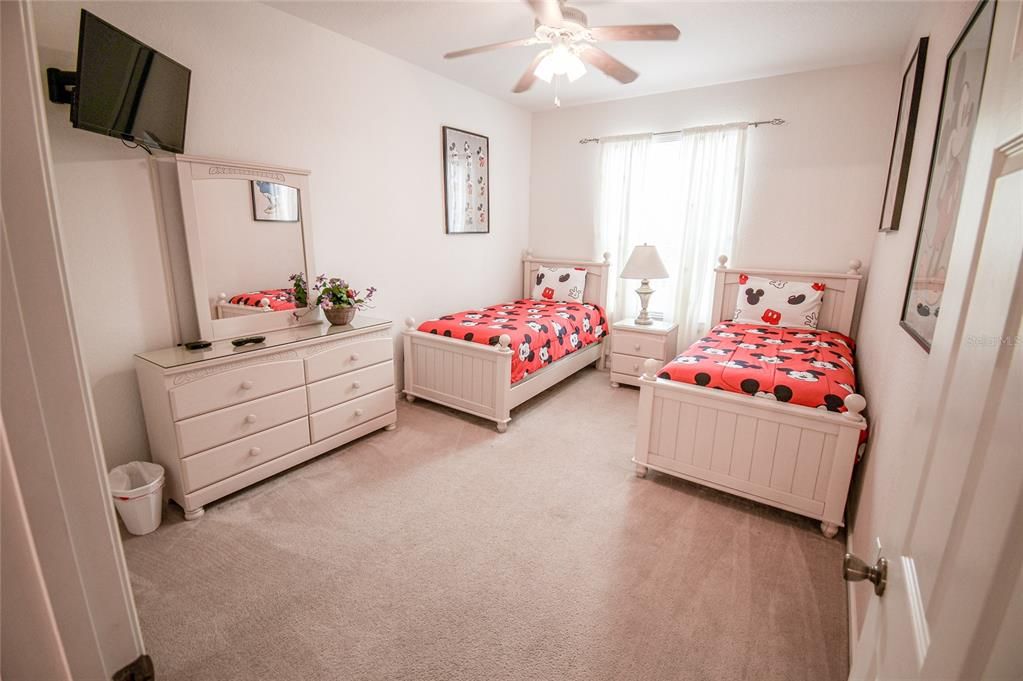 En Venta: $275,000 (2 camas, 2 baños, 1081 Pies cuadrados)