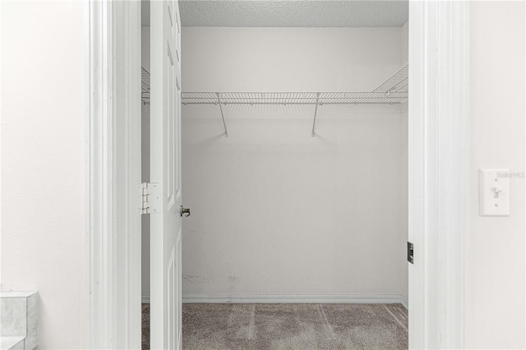 En Venta: $235,000 (3 camas, 2 baños, 1682 Pies cuadrados)