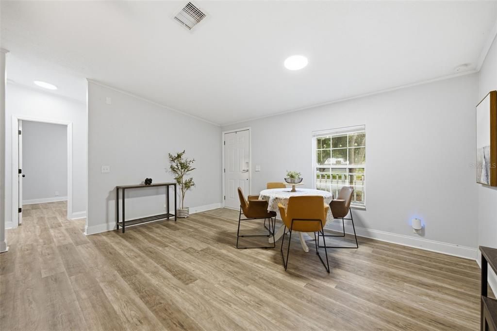For Sale: $466,900 (3 beds, 2 baths, 1456 Square Feet)