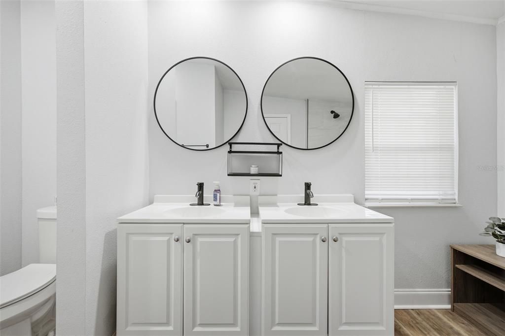 For Sale: $466,900 (3 beds, 2 baths, 1456 Square Feet)