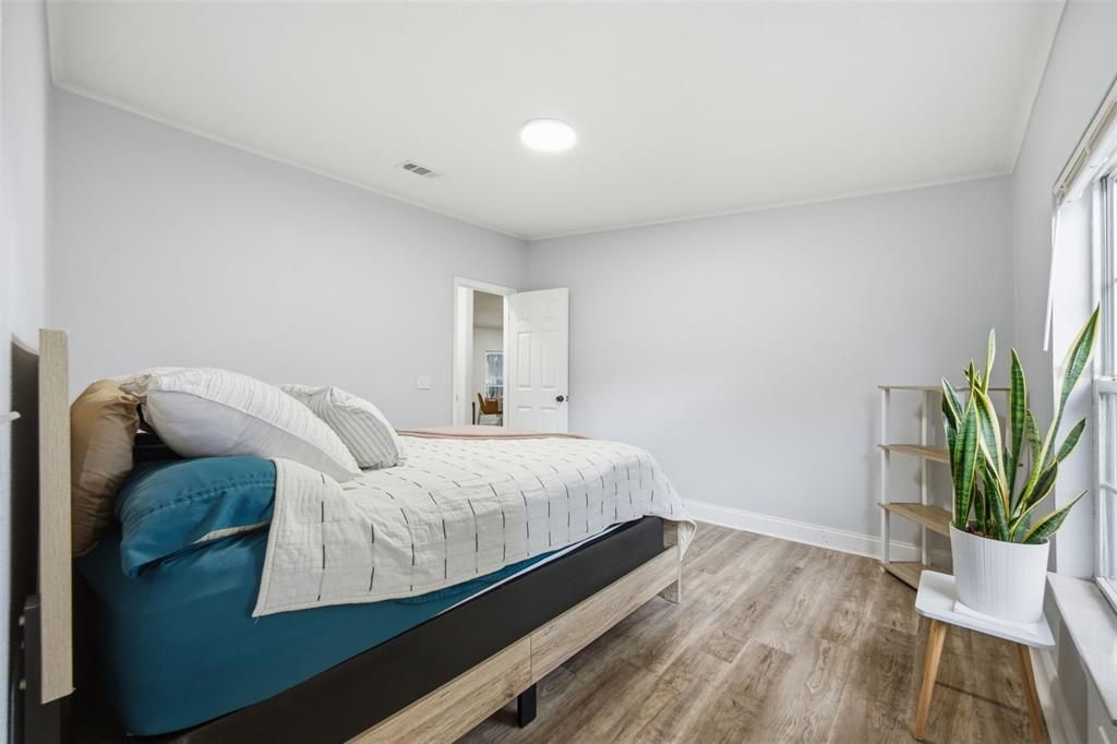 For Sale: $466,900 (3 beds, 2 baths, 1456 Square Feet)