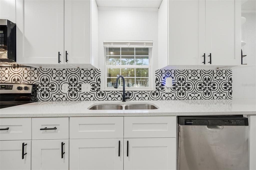 For Sale: $466,900 (3 beds, 2 baths, 1456 Square Feet)