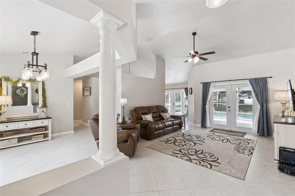 For Sale: $459,000 (3 beds, 2 baths, 1618 Square Feet)