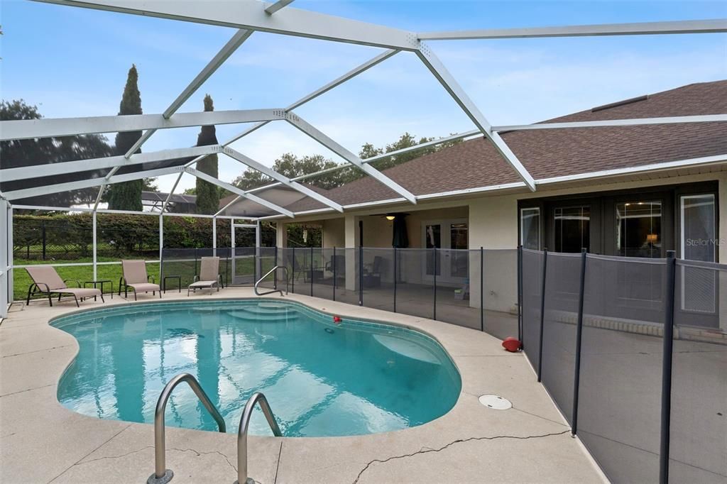 For Sale: $459,000 (3 beds, 2 baths, 1618 Square Feet)