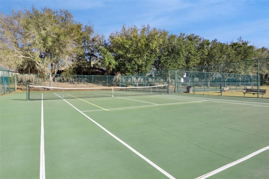 For Sale: $459,000 (3 beds, 2 baths, 1618 Square Feet)