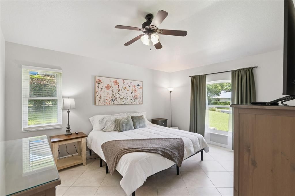 For Sale: $459,000 (3 beds, 2 baths, 1618 Square Feet)