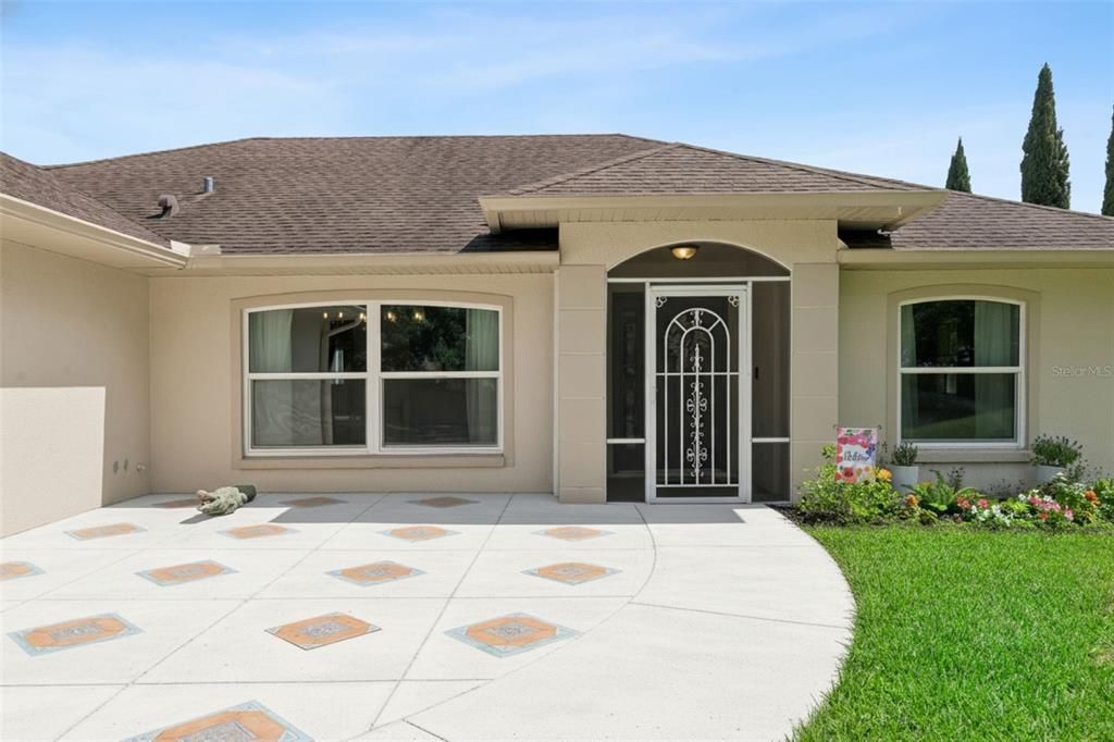 For Sale: $459,000 (3 beds, 2 baths, 1618 Square Feet)
